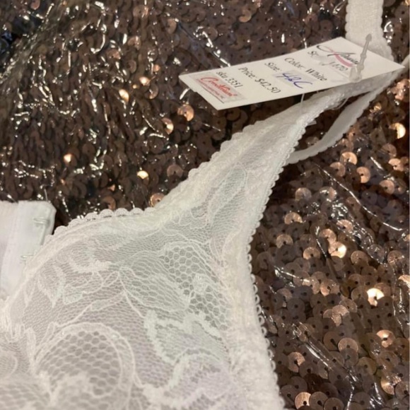 Airway fiberfill lace top, best fitting bra AA,AB,C,D sizes - Picture 2 of 7